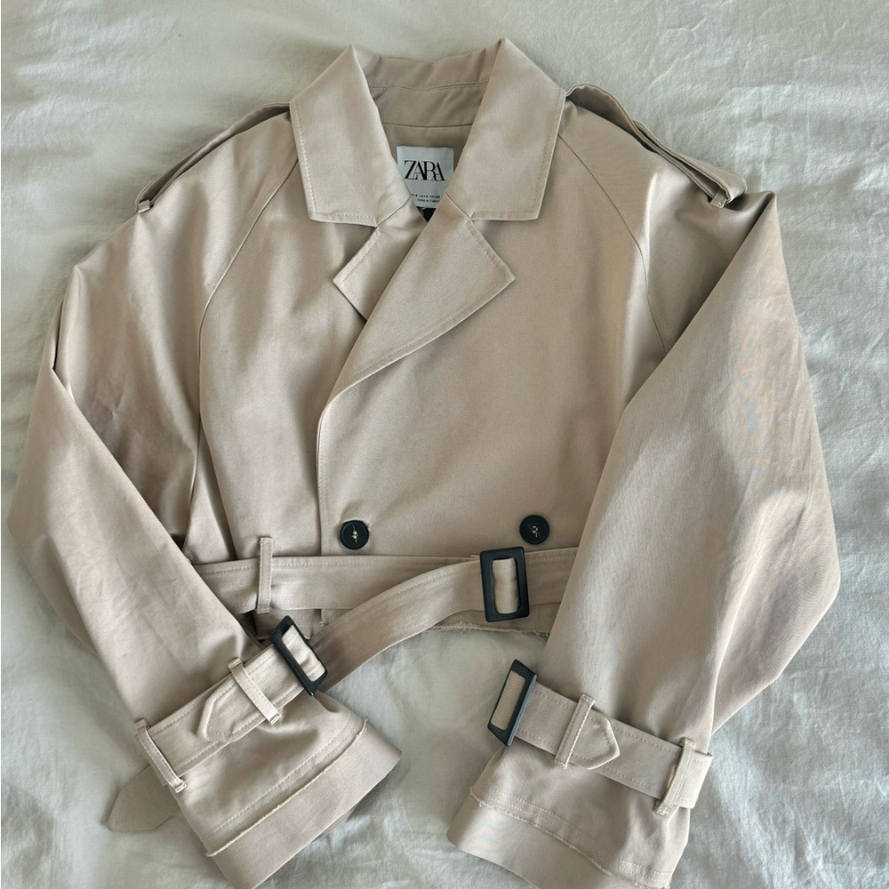 Zara cropped jacket ( trench coat)